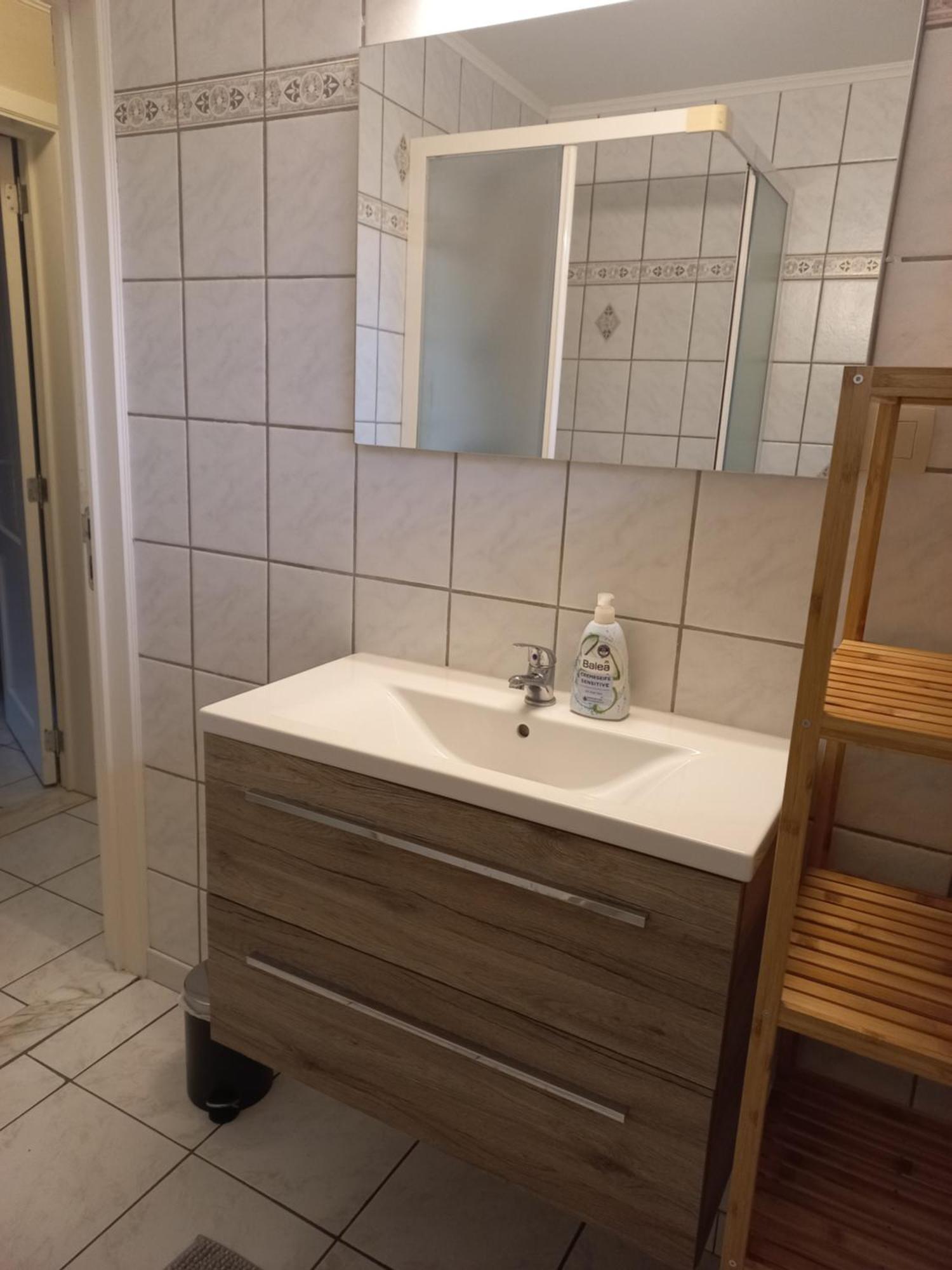El Bosque Villa Dilsen Stokkem Bagian luar foto