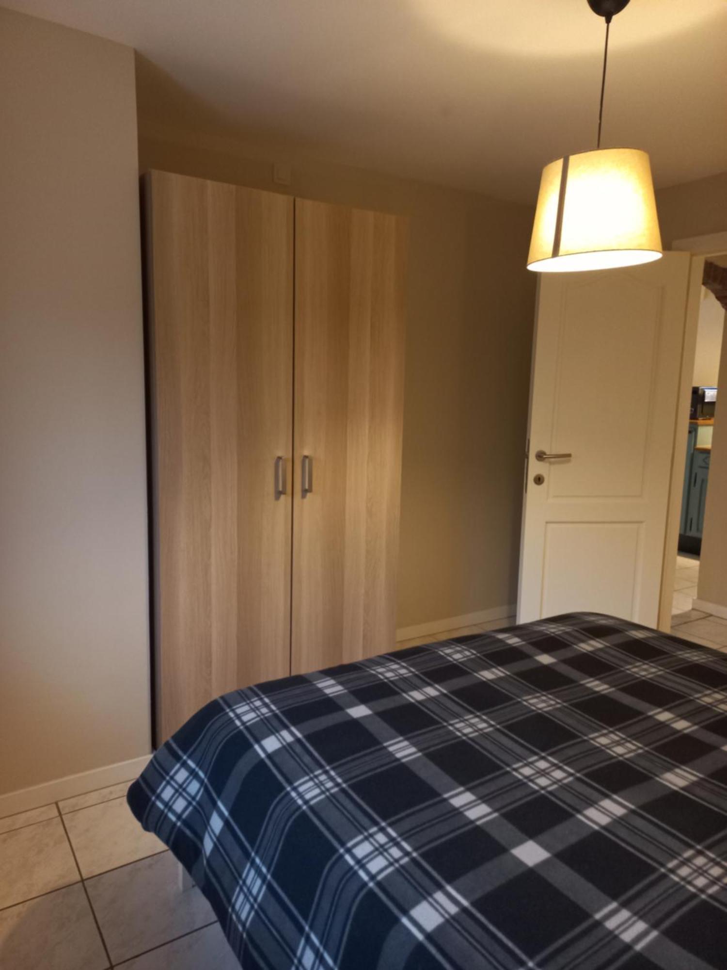 El Bosque Villa Dilsen Stokkem Bagian luar foto